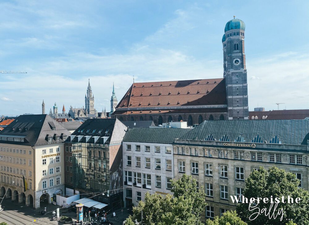 munich-rooftop-bar-blue-spa-bar-lounge